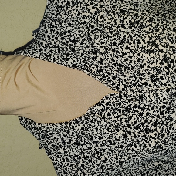 Zara French Floral mini dress - Picture 2 of 7